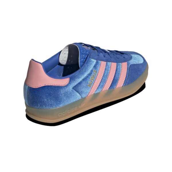 adidas Originals Gazelle Indoor Womens Sneaker (Blue Semi Pink Spark, 6)