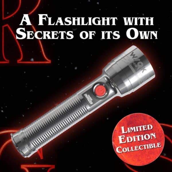 Energizer Stranger Things Squawk Retro LED Flashlight (1)